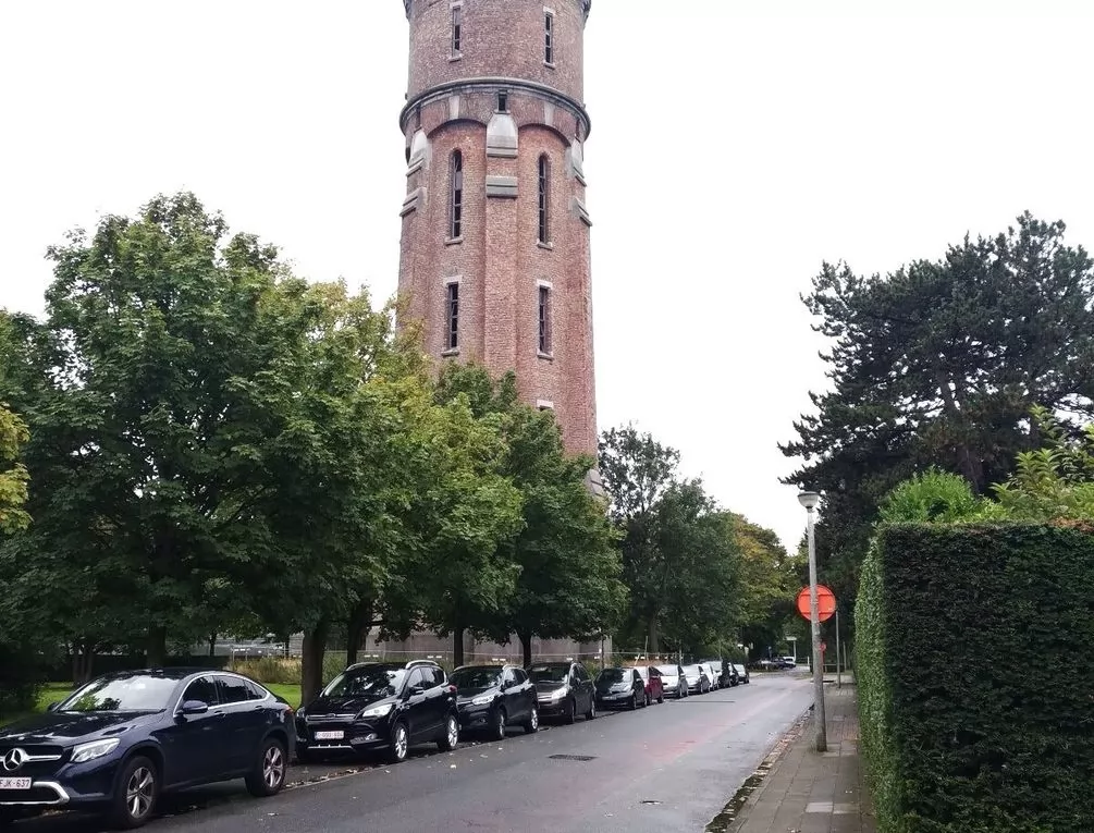 Afbeelding gerelateerd aan Coach parking