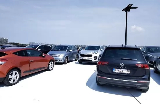  Westendelaan 84 Parking in Middelkerke